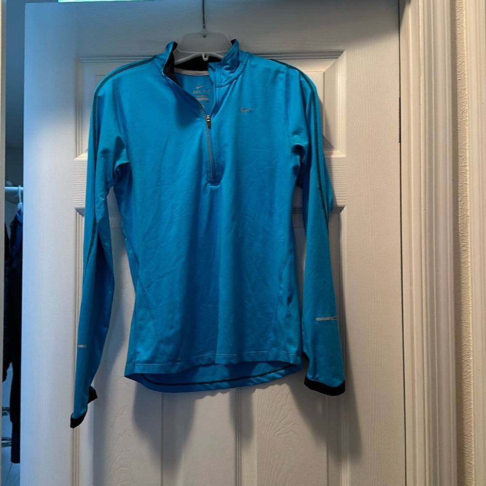Nike quarter zip pullover